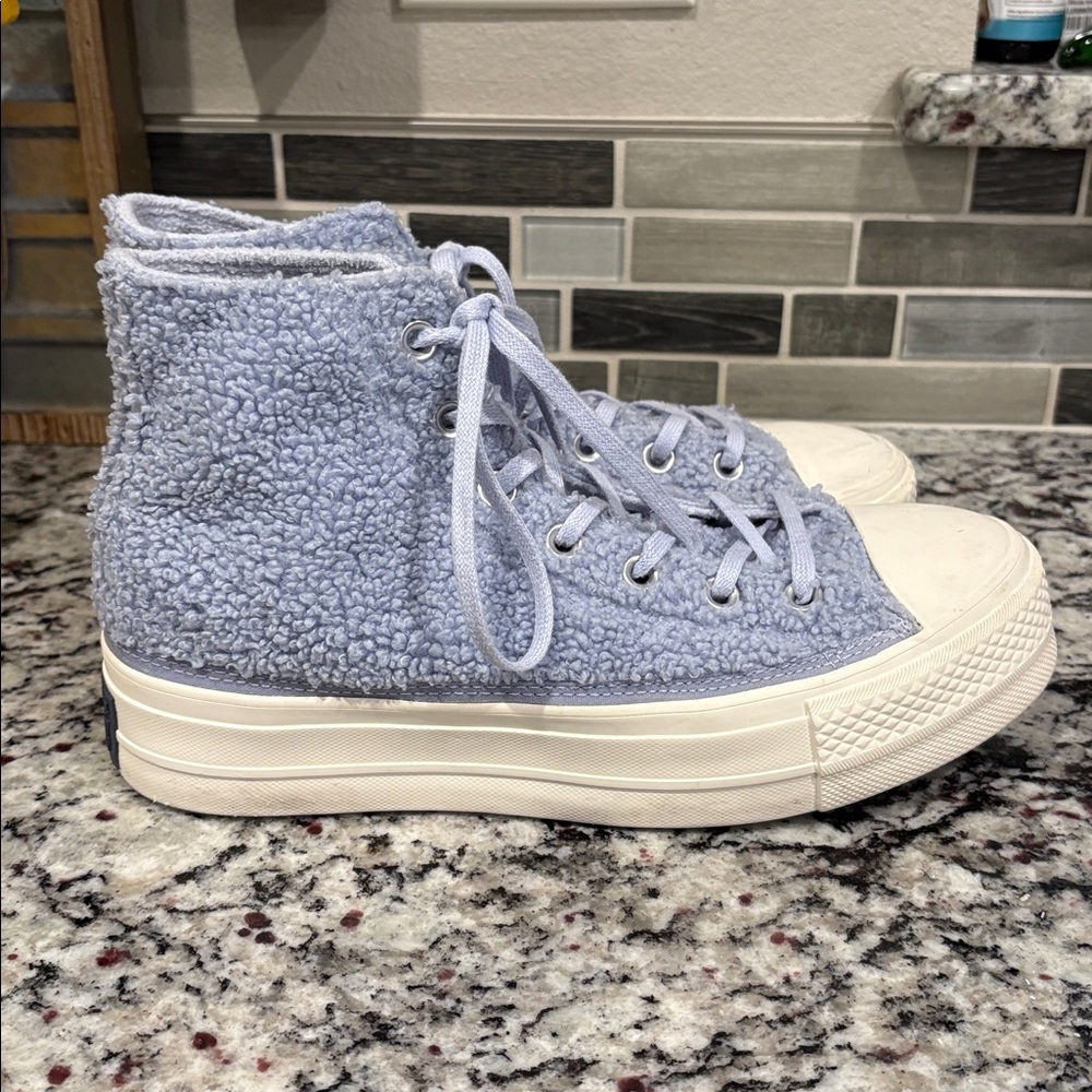 Converse Sherpa Plush All Star High Top Sneakers 8.5 women’s periwinkle blue.